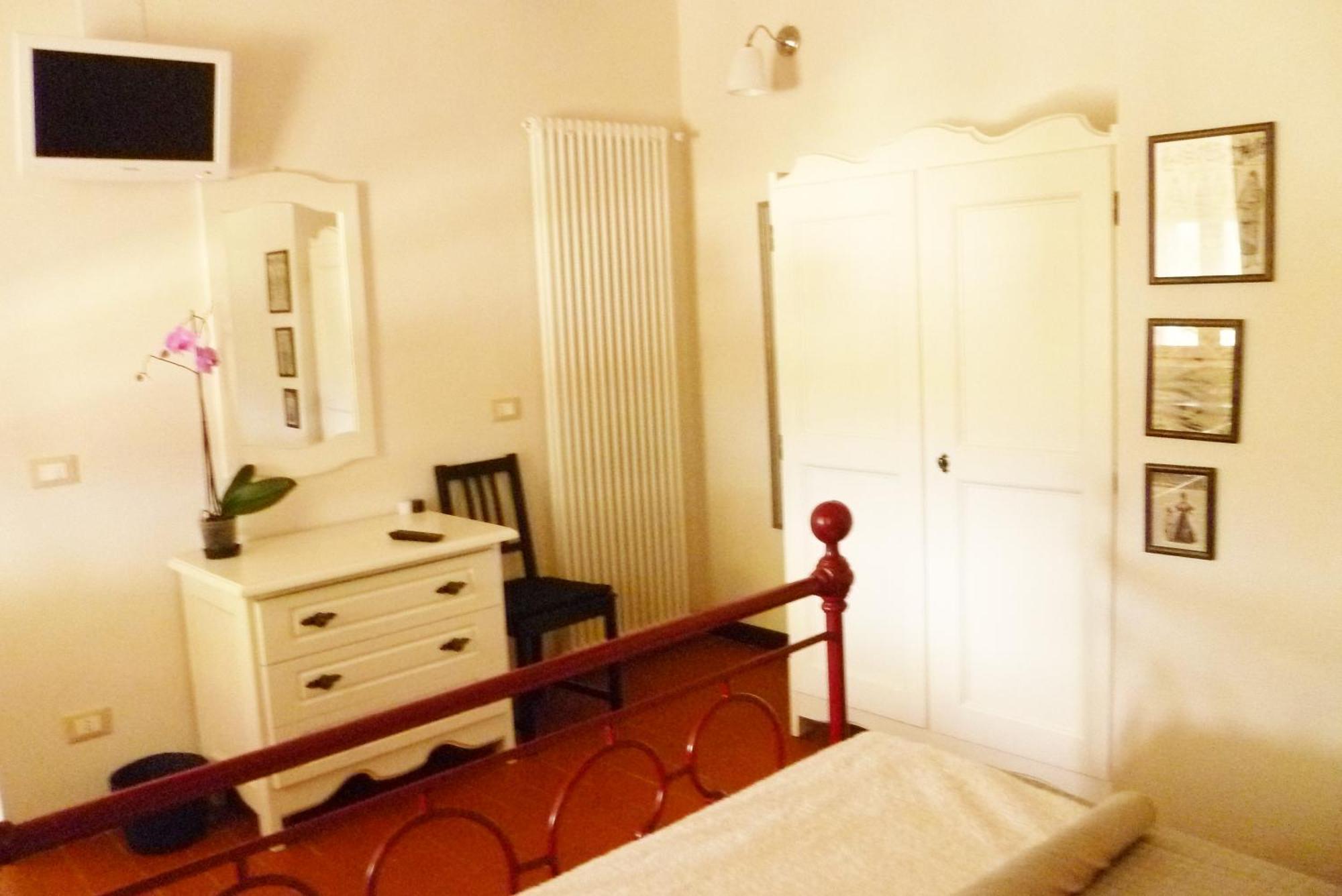 B&B Colle Di Terria Country House Contigliano Exterior foto